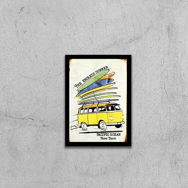 Quadro Kombi com Pranchas de Surf