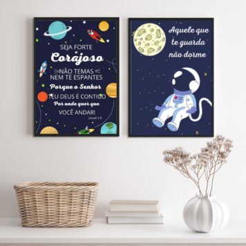 Kit 2 Quadros Infantis Evangélicos Tema Espacial