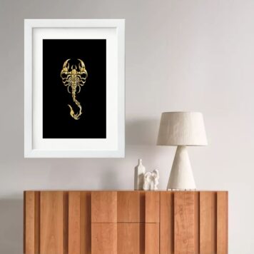 Quadro Escorpião Dourado - 60x48 Cm B