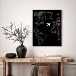Quadro Decorativo Avião Sobre Mapa - 70x50 cm