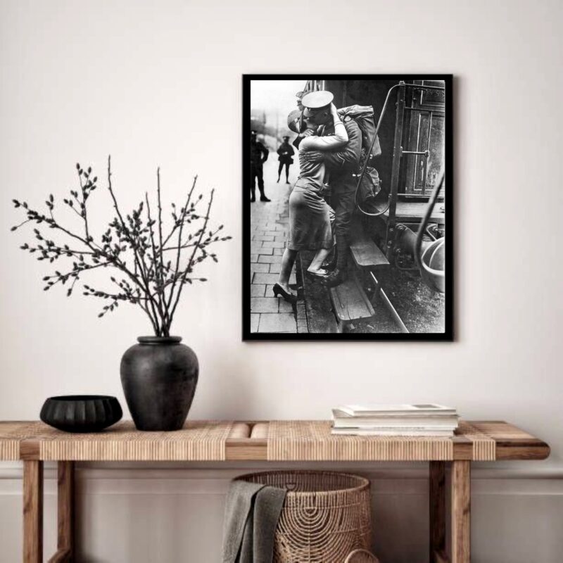 Quadro Decorativo Beijo Casal Despedida - 70x50 cm