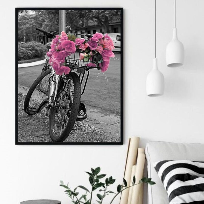 Quadro Decorativo Bicicleta Flores Rosas - 70x50 cm