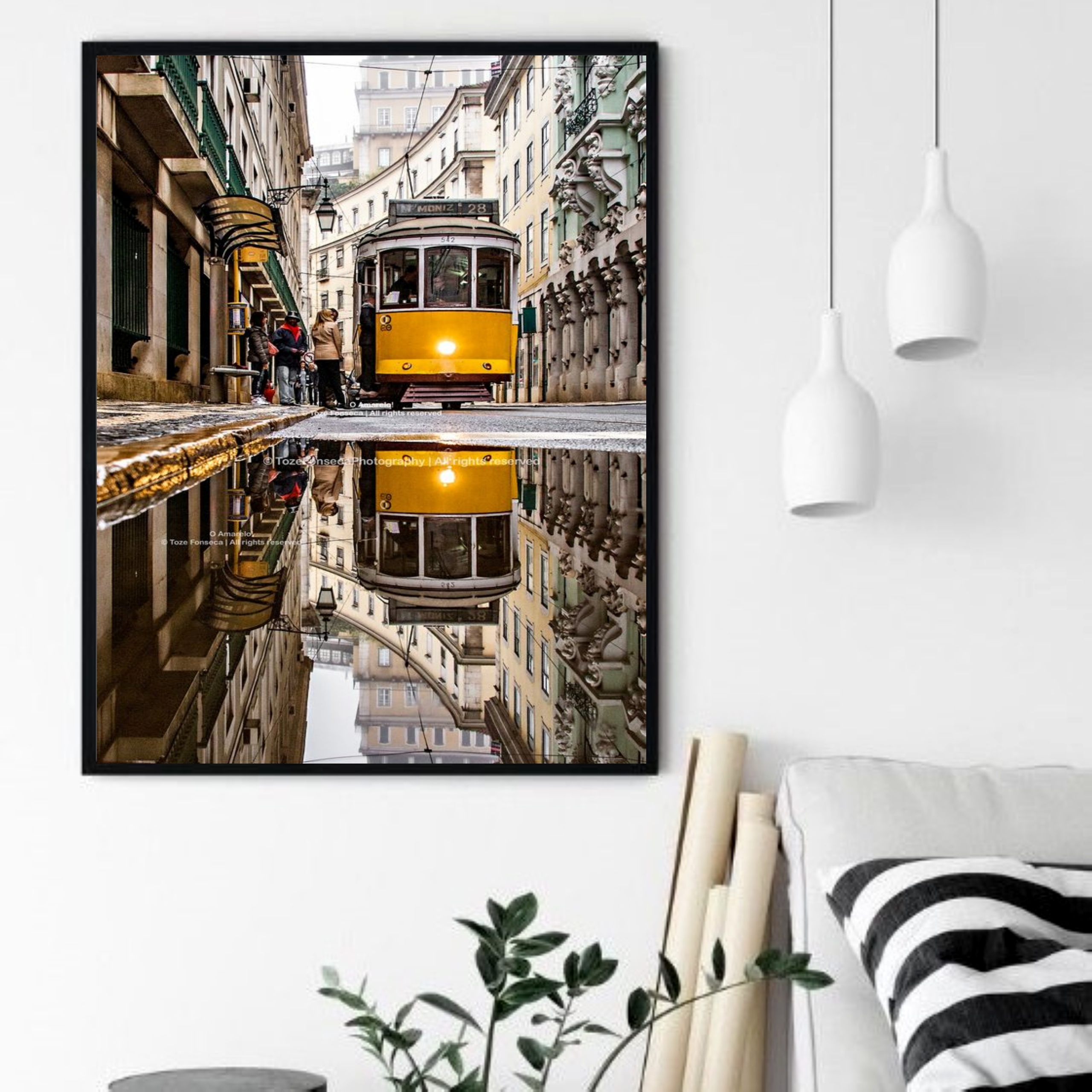 Quadro Decorativo Bonde Portugal - 70x50 cm