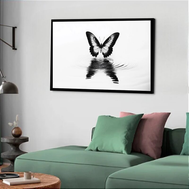 Quadro Decorativo Borboleta Reflexo Rio - 50x70 cm