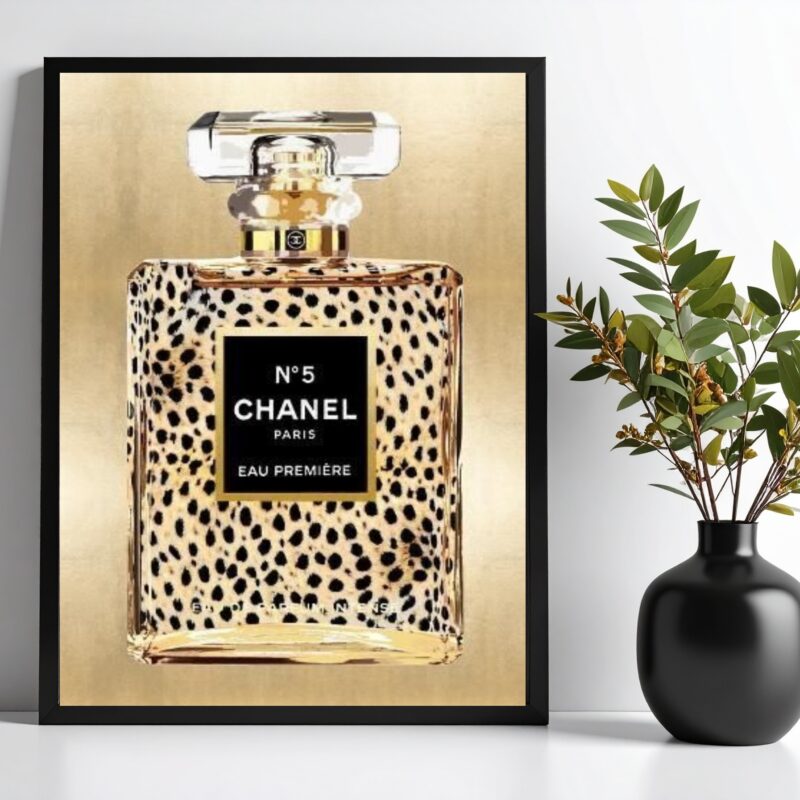 Quadro Decorativo Fashion Perfume Oncinha