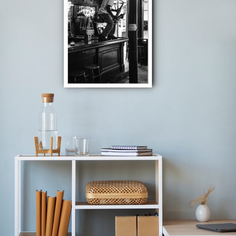 Quadro Decorativo San Francisco Saxofonista Balcão -70x50cm