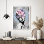Quadro Decorativo Surrealismo Mulher Rosas - 70x50 cm