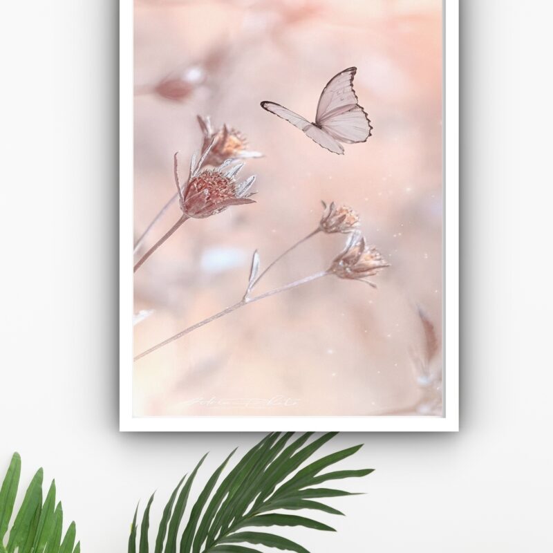 Quadro Decorativo Borboleta Flores Bege - 70x50 cm