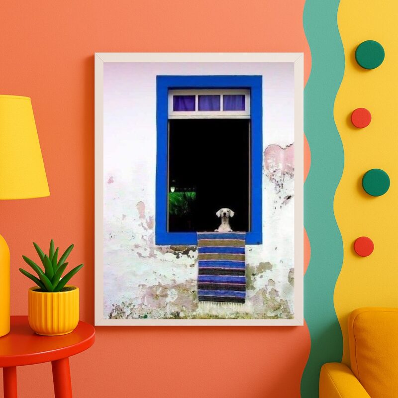 Quadro Decorativo Cachorro Na Janela Azul