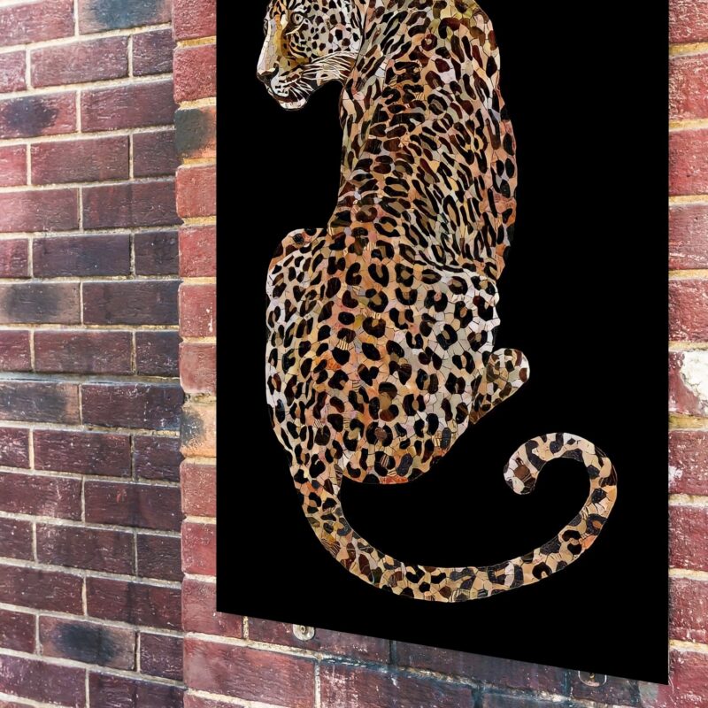 Quadro Decorativo Onça Pintada Fundo Preto - 70x50 cm