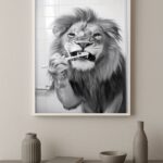 Quadro Banheiro Leão Escovando Dentes