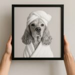 Quadro Divertido Banheiro Cachorrinha Cocker - 33x33 Cm