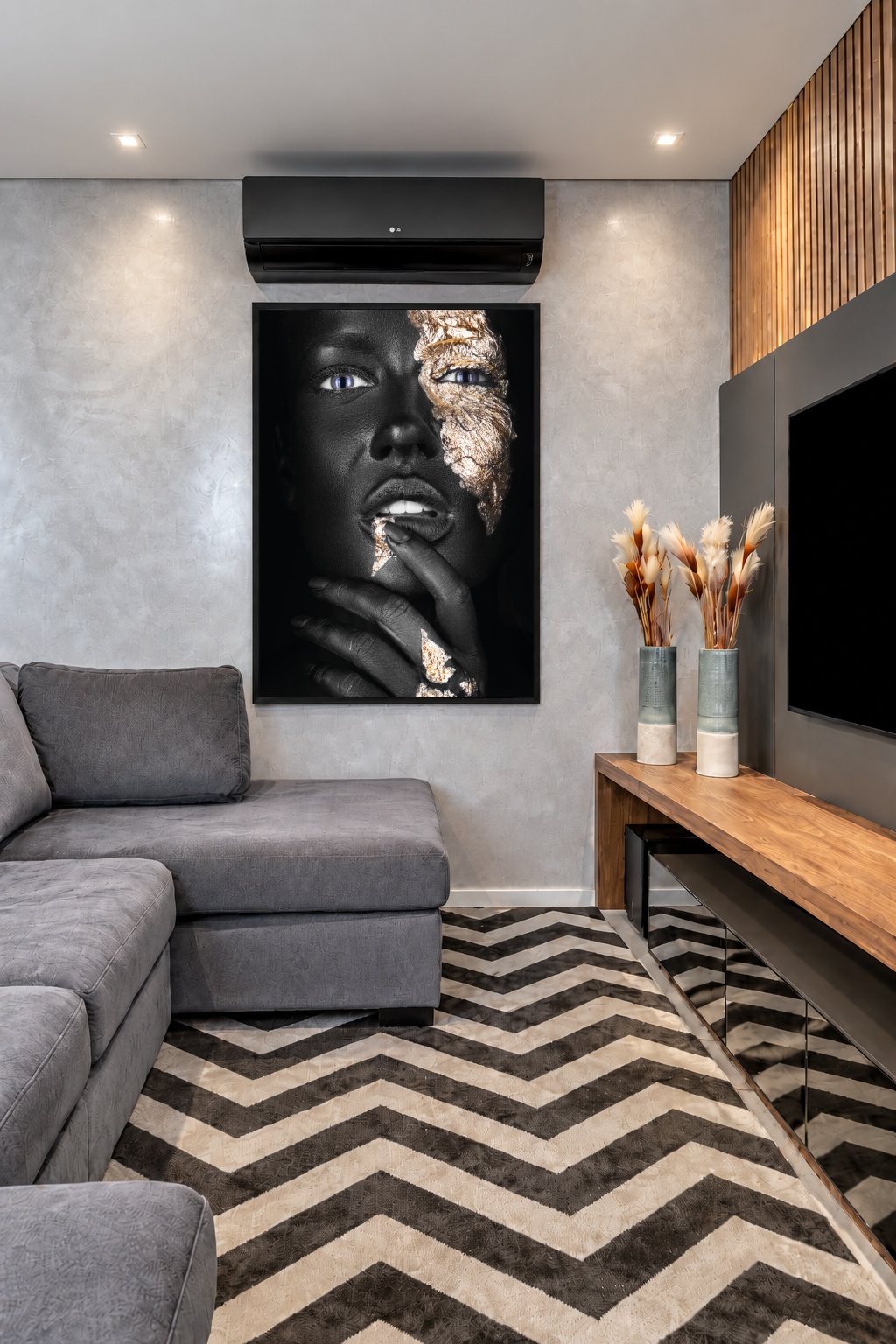 Quadro Canvas Dourado Expressão Rosto Mulher