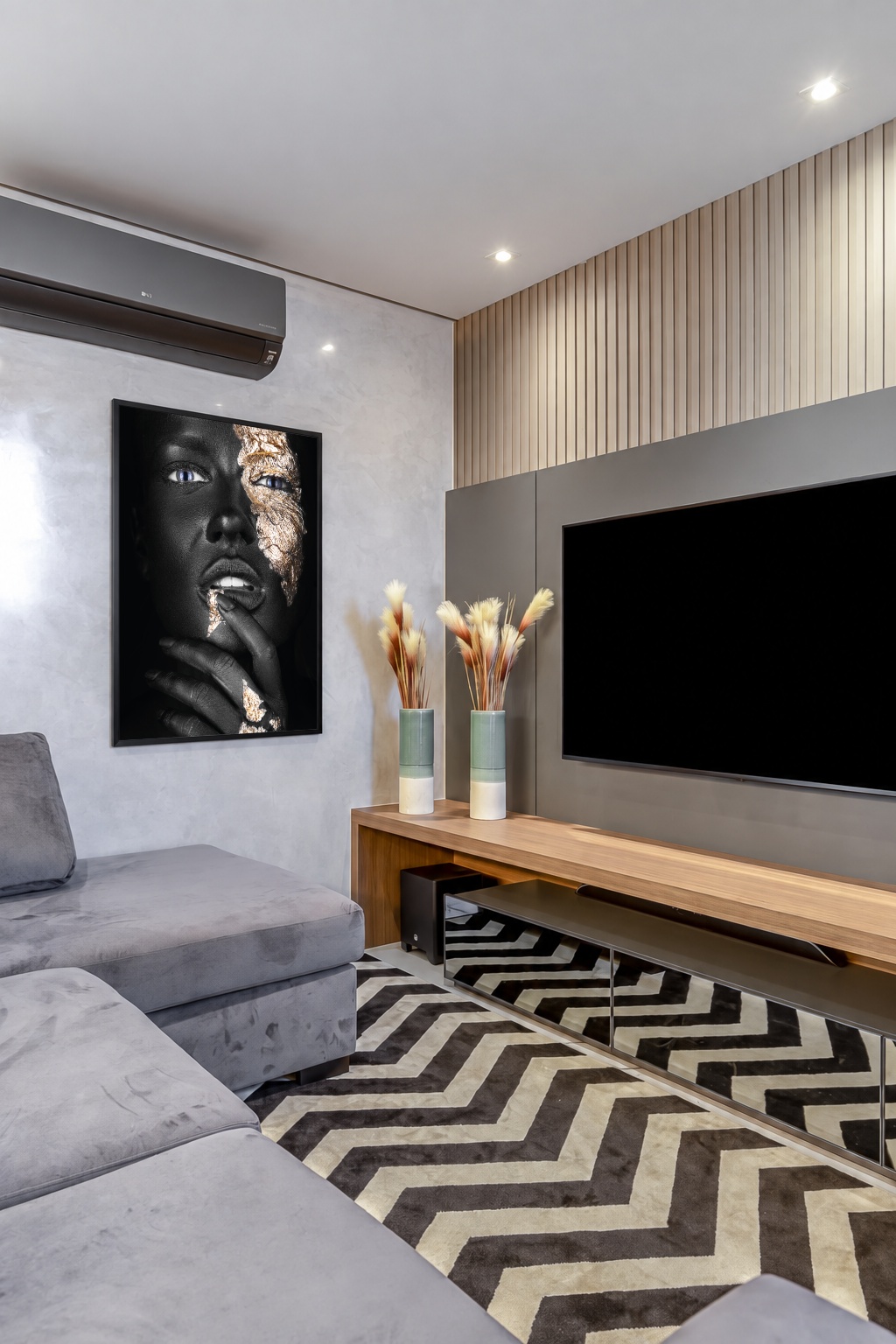 Quadro Canvas Dourado Expressão Rosto Mulher