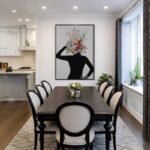 Quadro Canvas Mulher de Preto com Flores